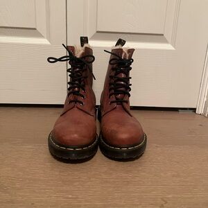 Dr. Martens Women’s 1460 Serena Combat Boots – Faux Fur Lace Up Boots Si…